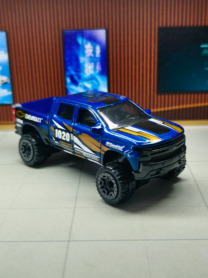 Hot wheels '19 Chevy Silverado Trail Boss LT
