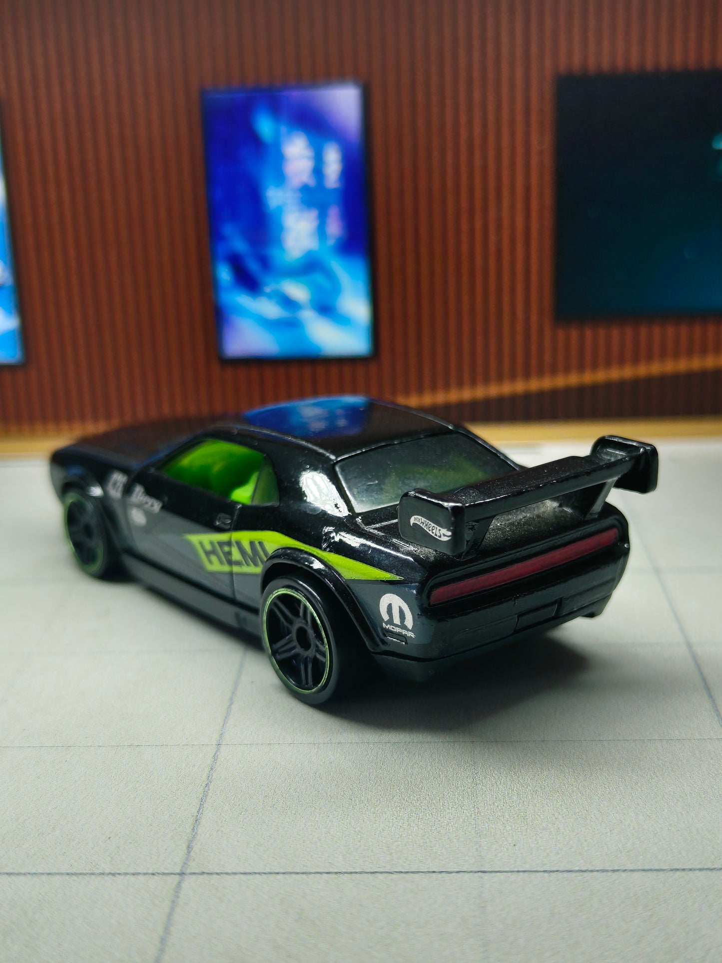 Hot wheels Dodge Challenger Drift Car