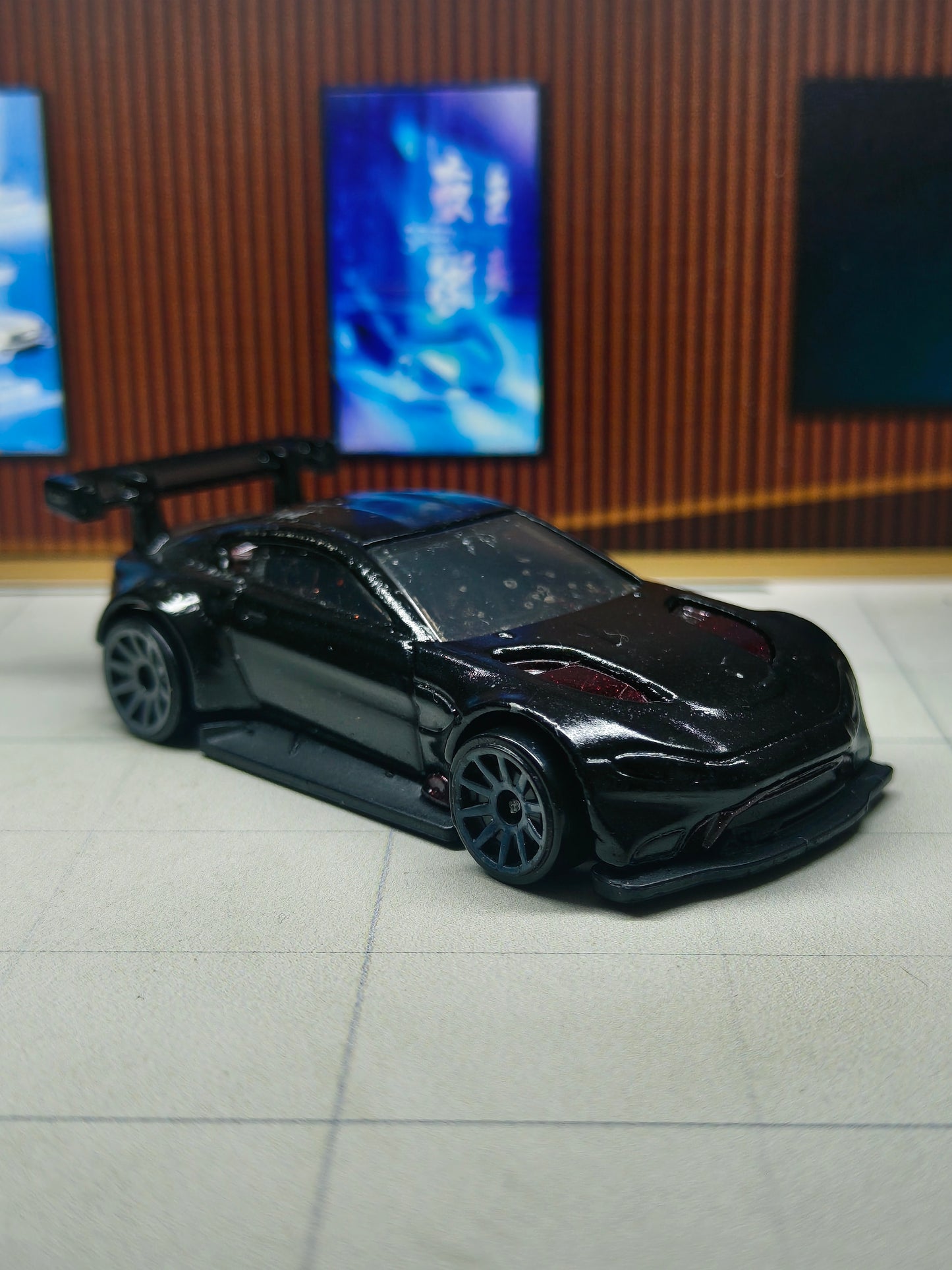 Hot wheels Aston Martin Vantage GTE