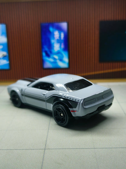Hot wheels '18 Dodge Challenger SRT Demon