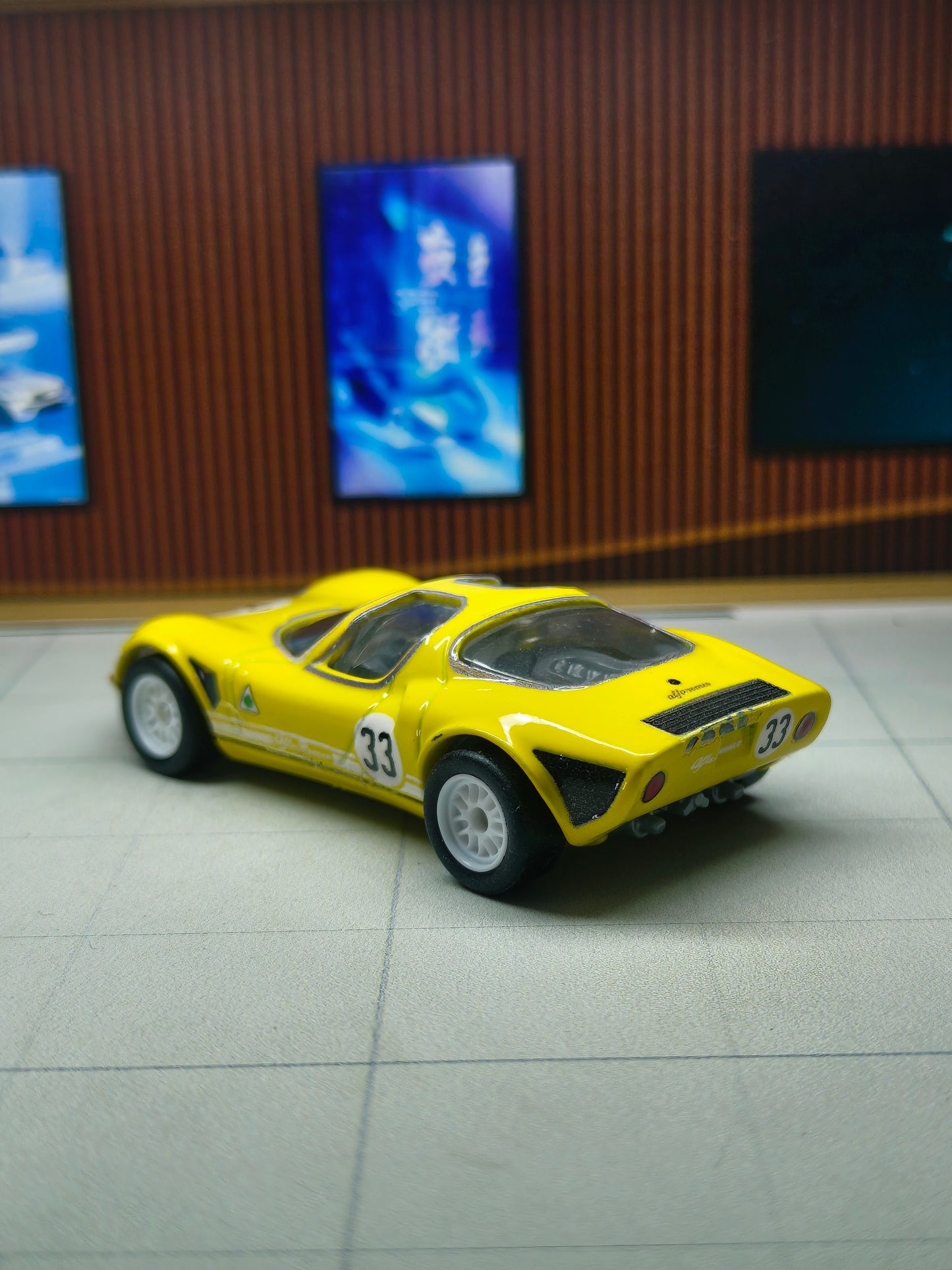 Hot wheels Premium '69 Alfa Romeo 33 Stradale