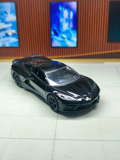 Greenlight Corvette C8
