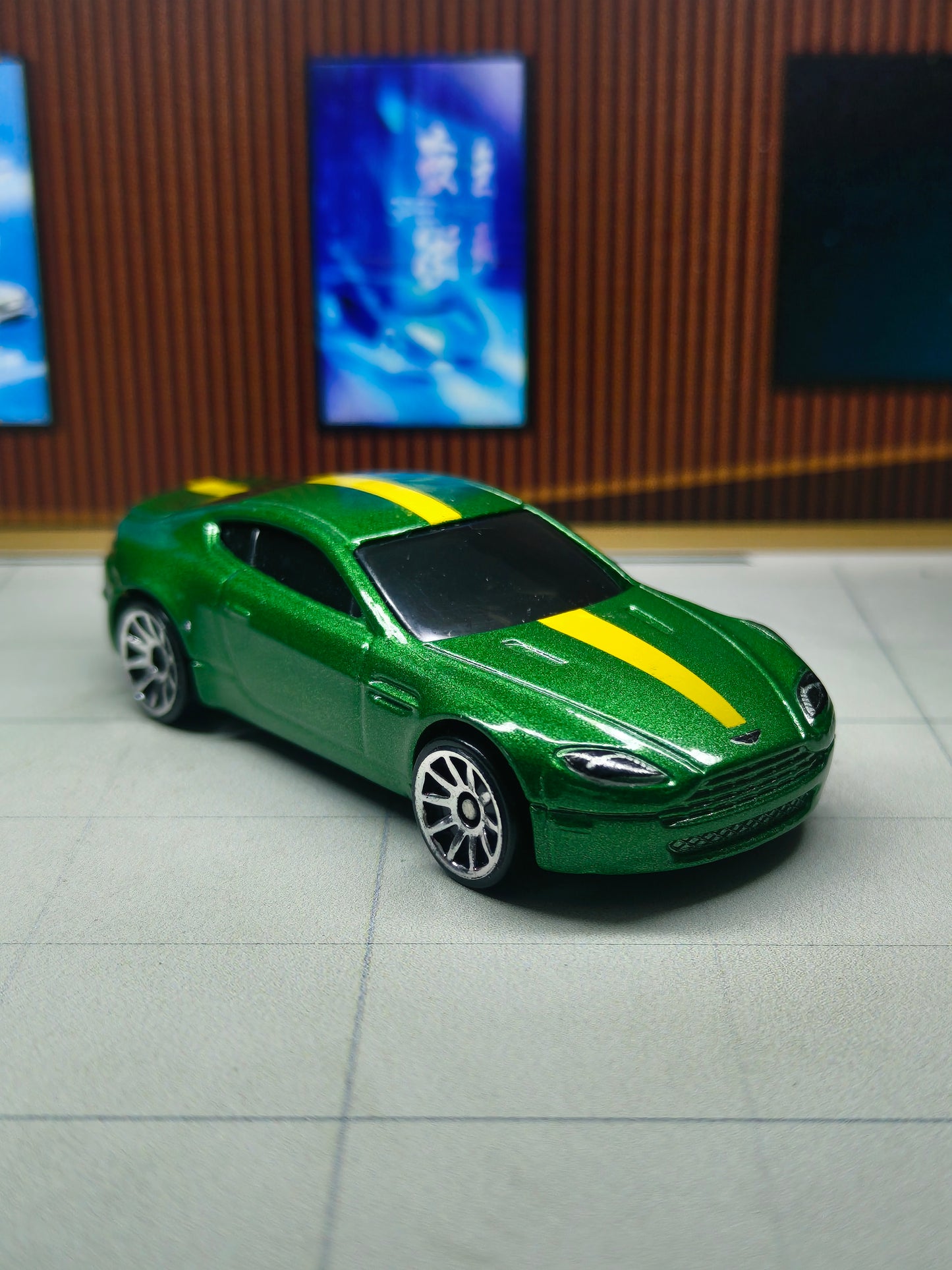 Hot wheels Aston Martin V8 Vantage