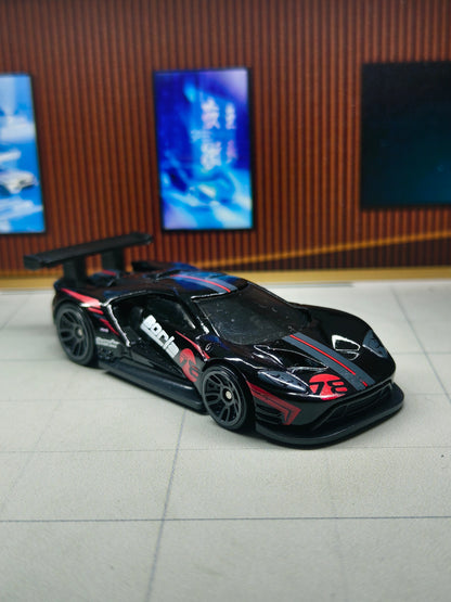 Hot wheels 2016 Ford GT Race