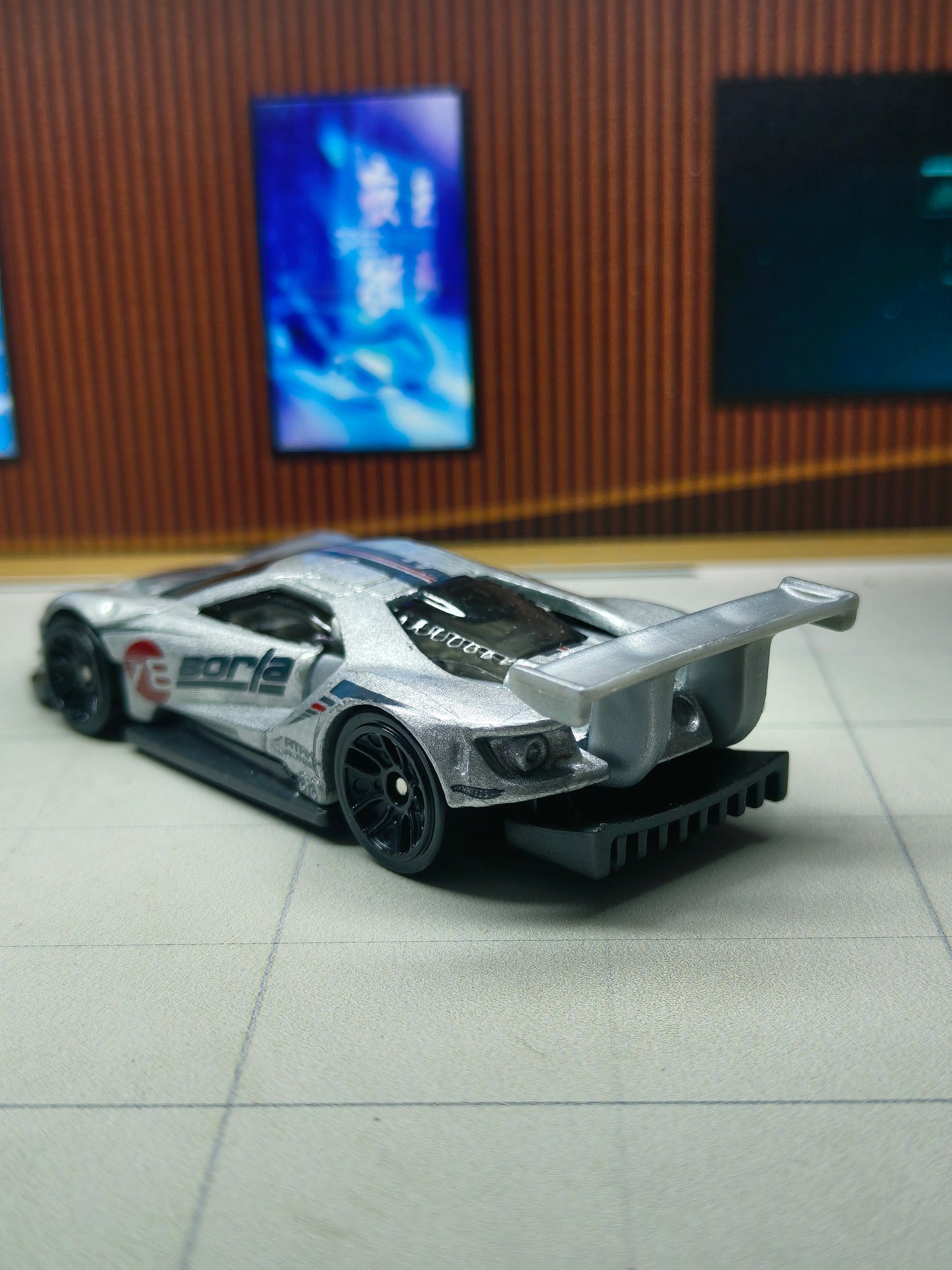 Hot wheels 2016 Ford GT Race