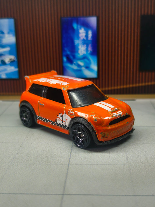 Hot wheels Mini Cooper S Challenge