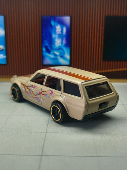 Hot wheels '71 Datsun 510 Wagon