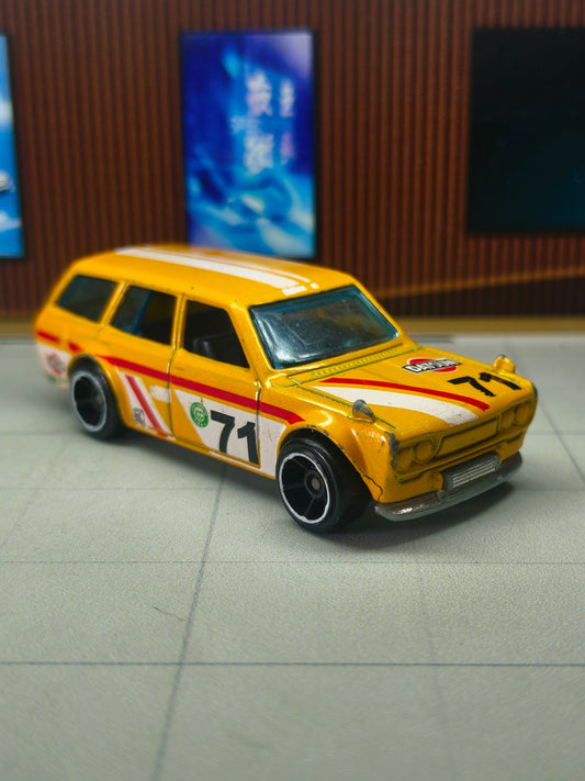 Hot wheels '71 Datsun Bluebird 510 Wagon