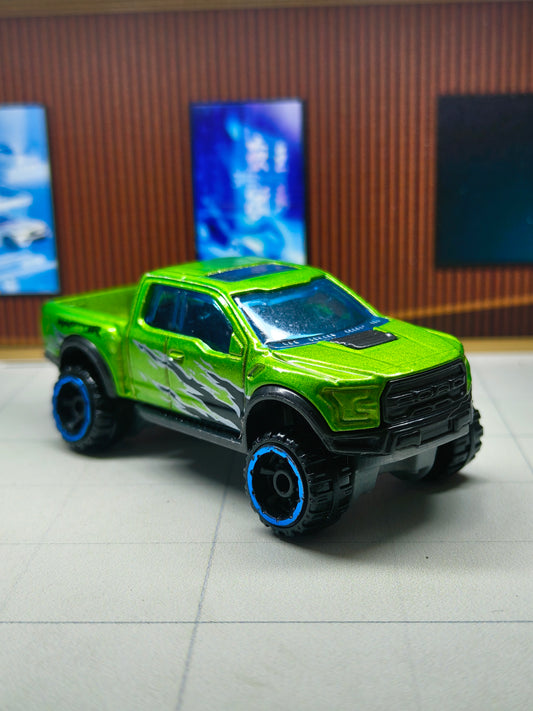 Hot wheels '17 Ford F-150 Raptor