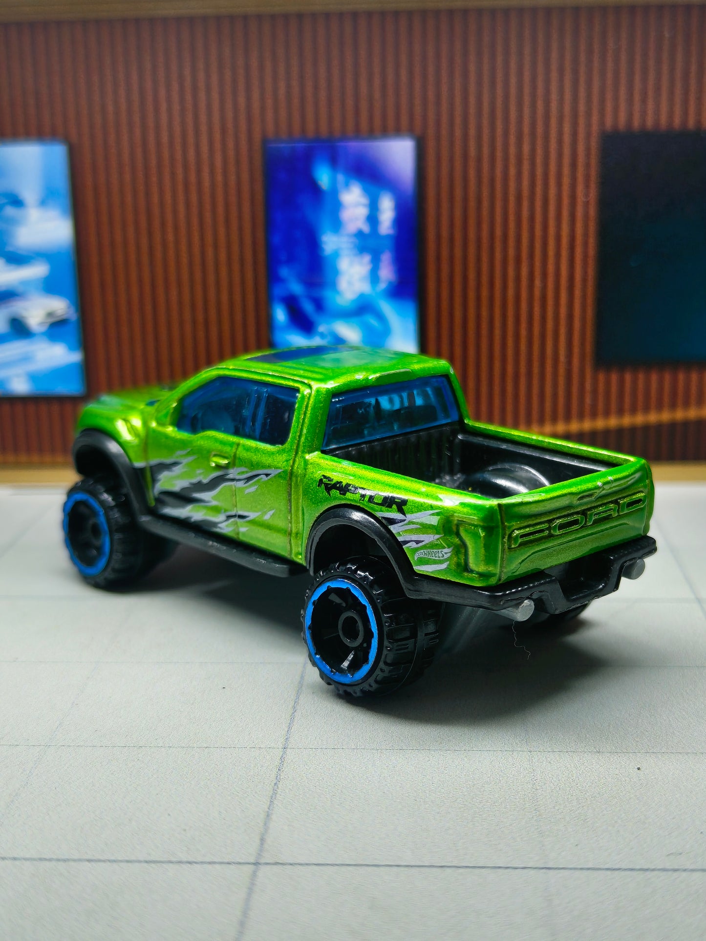 Hot wheels '17 Ford F-150 Raptor