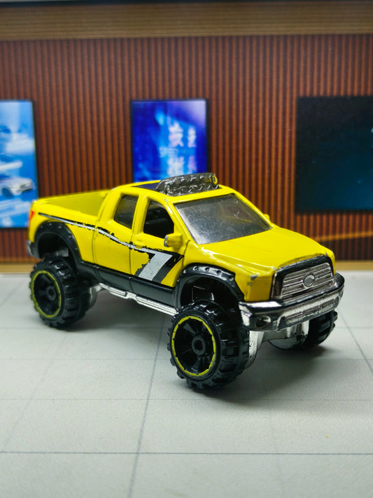 Hot wheels '10 Toyota Tundra