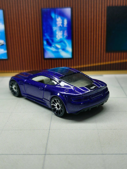 Hot wheels Aston Martin DBS