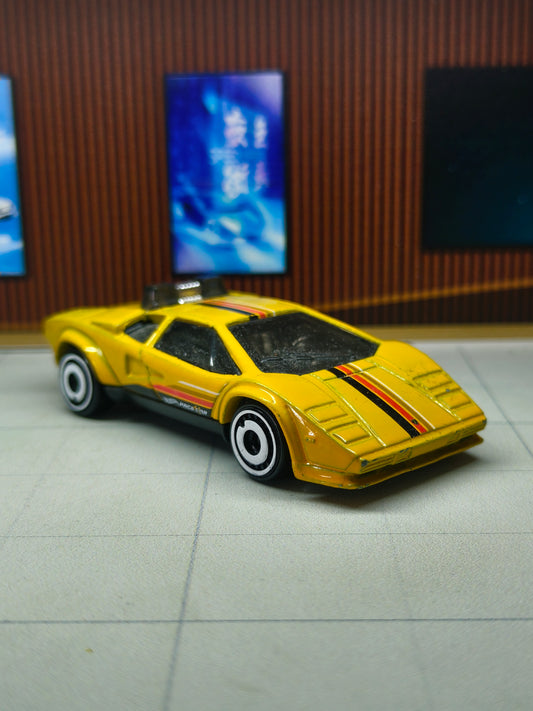 Hot wheels Lamborghini Countach Pace Car