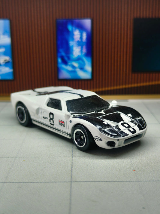 Hot wheels Ford GT-40