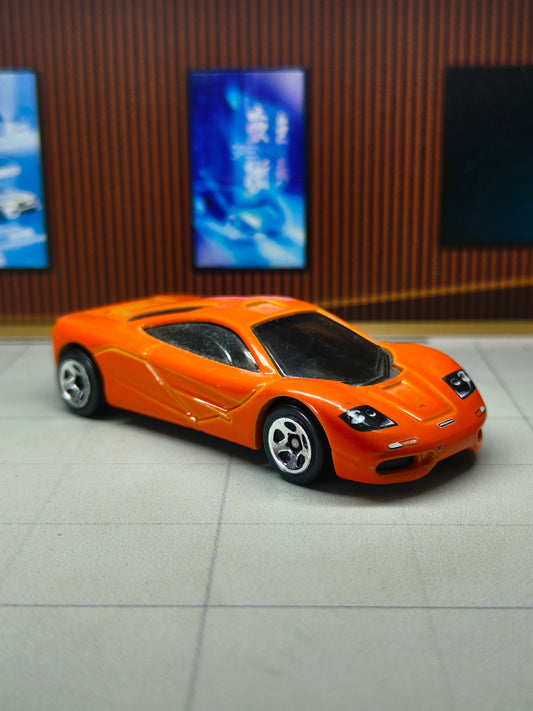 Hot wheels Mclaren F1