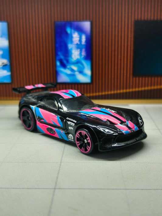 Hot wheels SRT Viper GTS-R