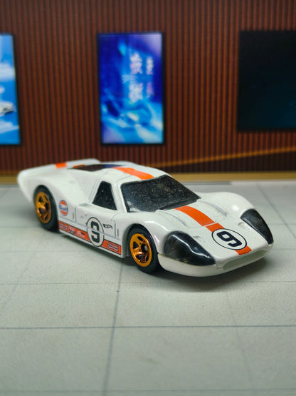Hot wheels '67 Ford GT 40 Mk IV