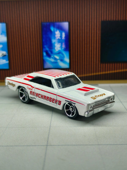Hot wheels '68 Dodge Dart