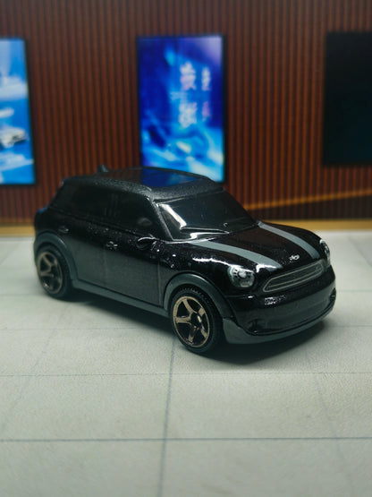 Matchbox 2011 Mini Countryman