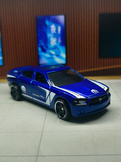 Hot wheels '11 Dodge Charger R/T