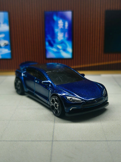 Hot wheels Tesla Model S
