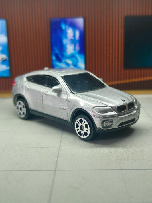 Maisto BMW X6