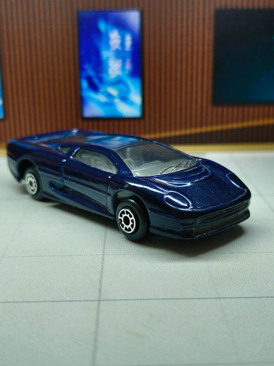 Maisto Jaguar XJ220