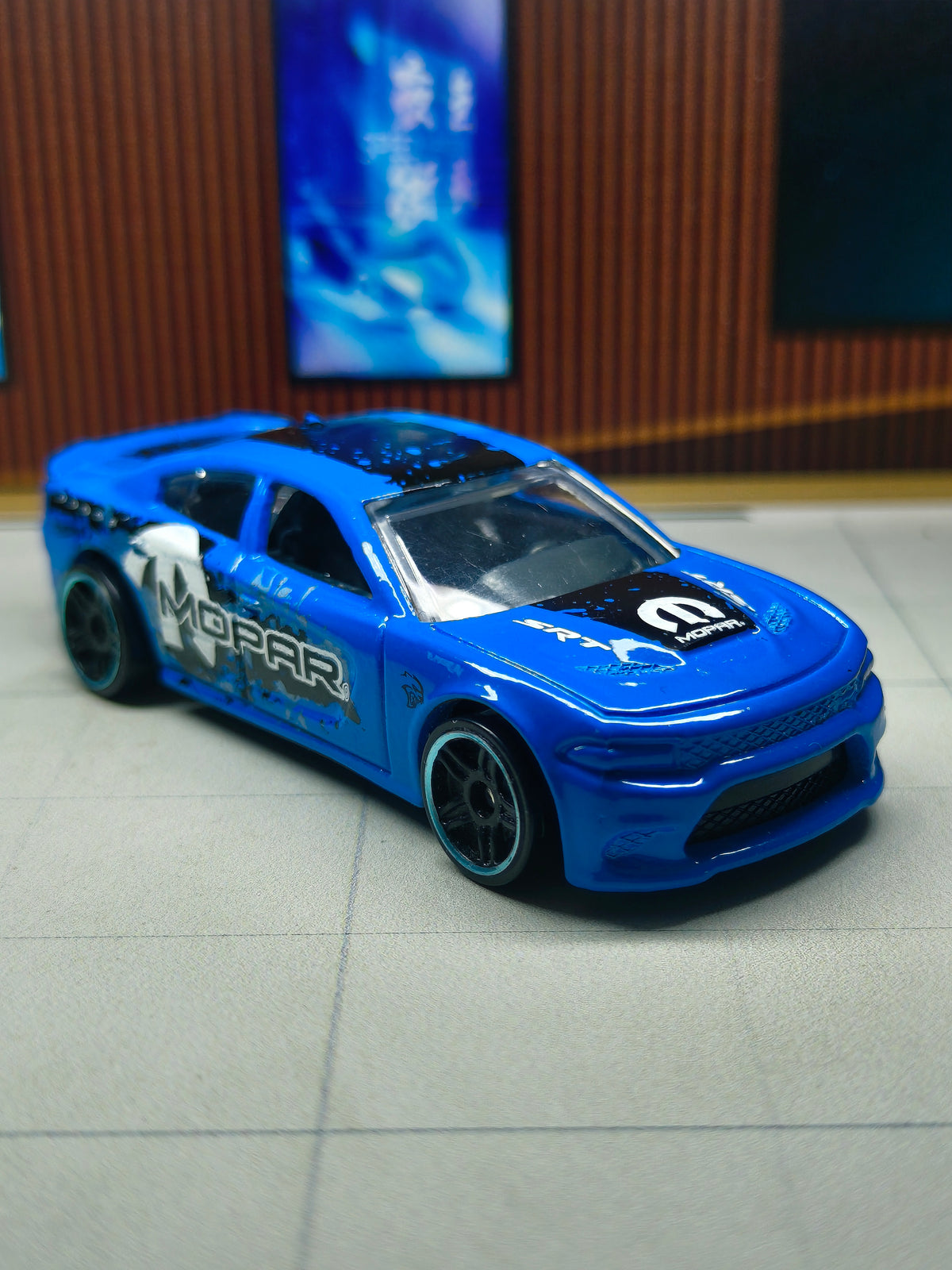 Hot wheels '15 Dodge Charger SRT