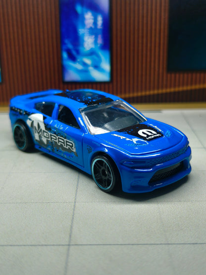 Hot wheels '15 Dodge Charger SRT