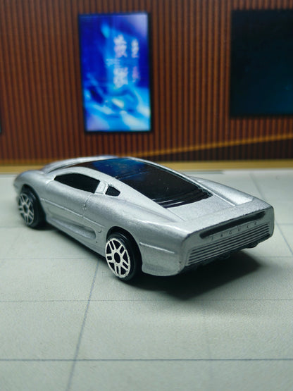 Maisto Jaguar XJ220