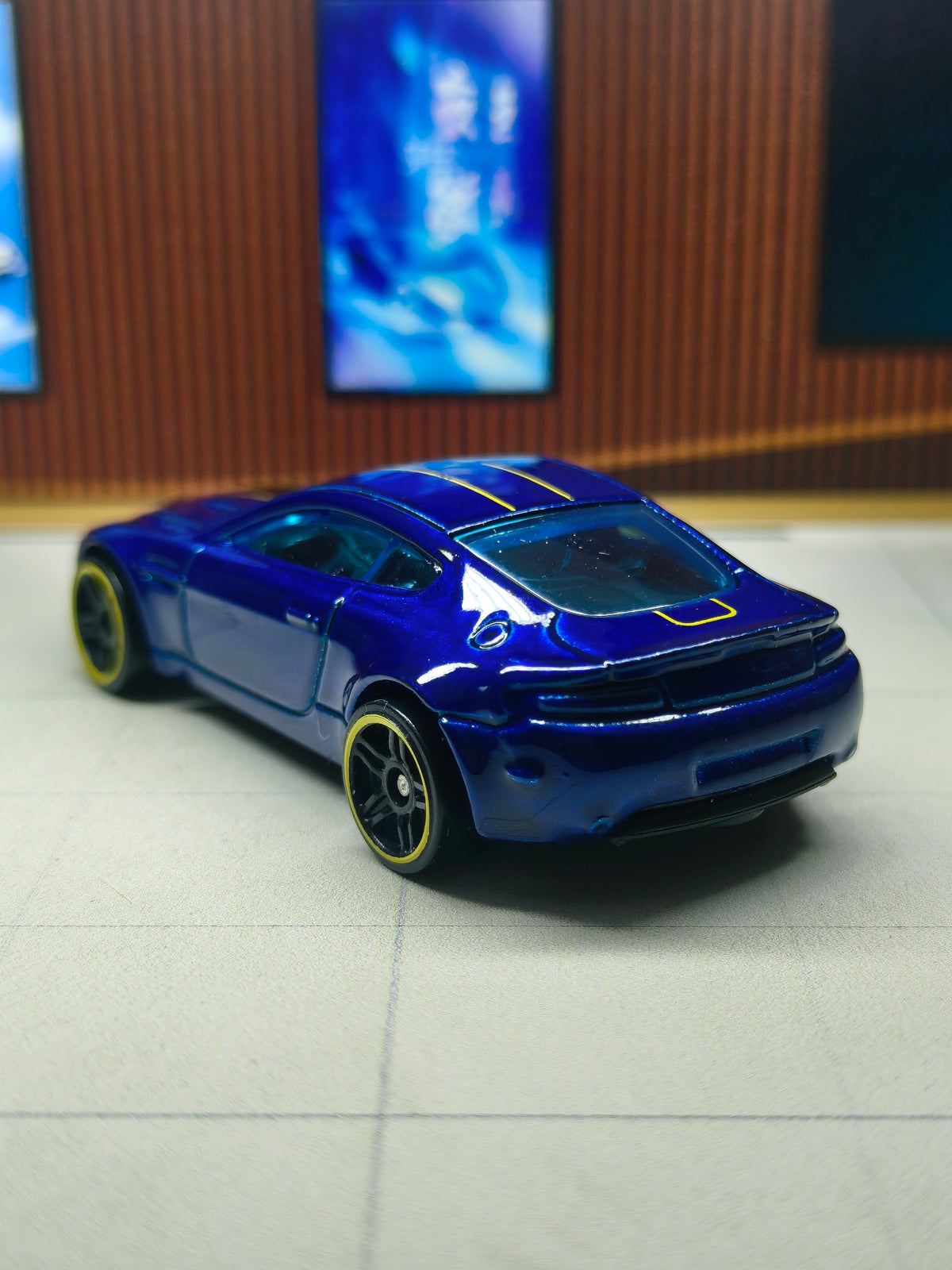 Hot wheels Aston Martin V8 Vantage