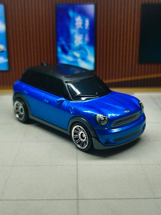 Matchbox 2011 Mini Countryman