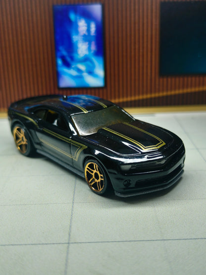 Hot wheels 2013 Chevy Camaro Special Edition