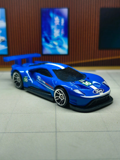 Hot wheels 2016 Ford GT Race