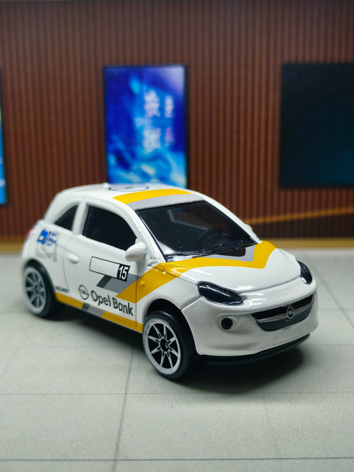 Majorette Opel Adam R2