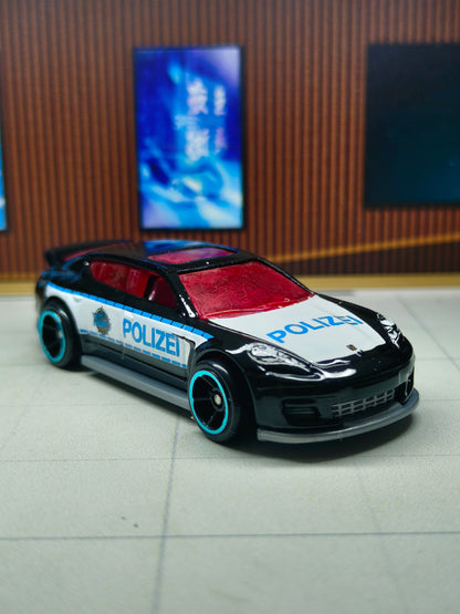 Hot wheels Porsche Panamera