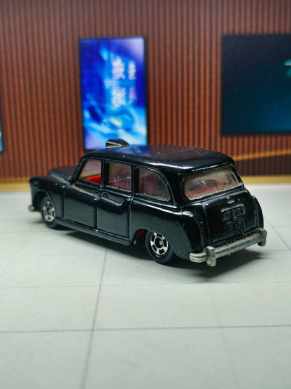 Tomica Austin Taxi Cab