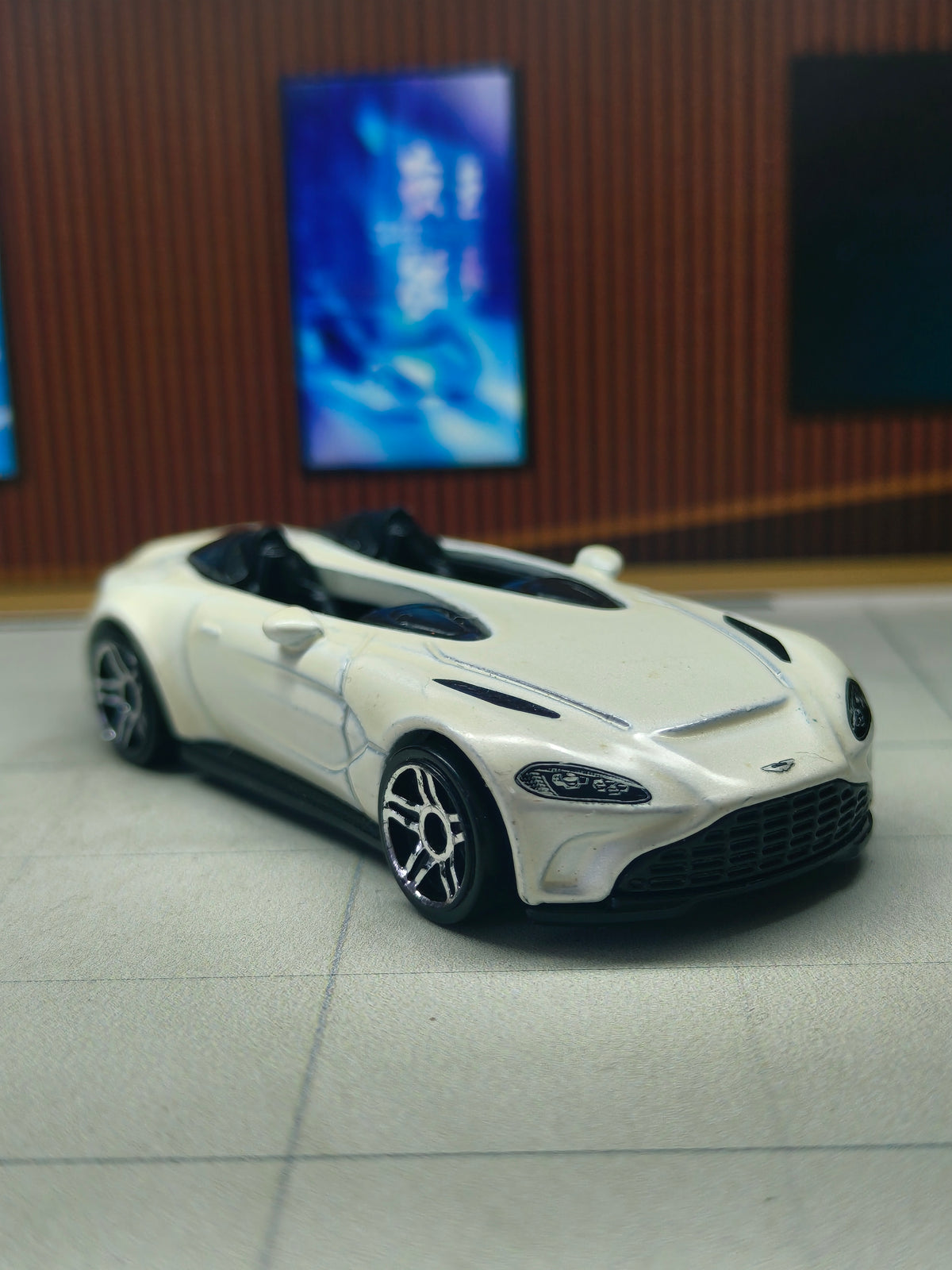 Hot wheels Aston Martin V12 Speedster