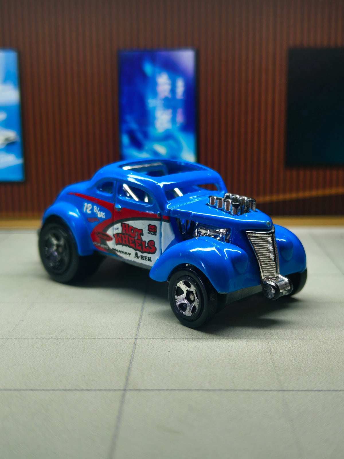 Hot wheels Pass 'n Gasser