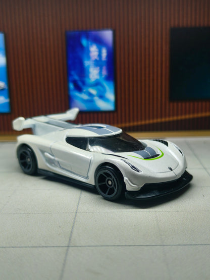 Hot wheels 2020 Koenigsegg Jesko