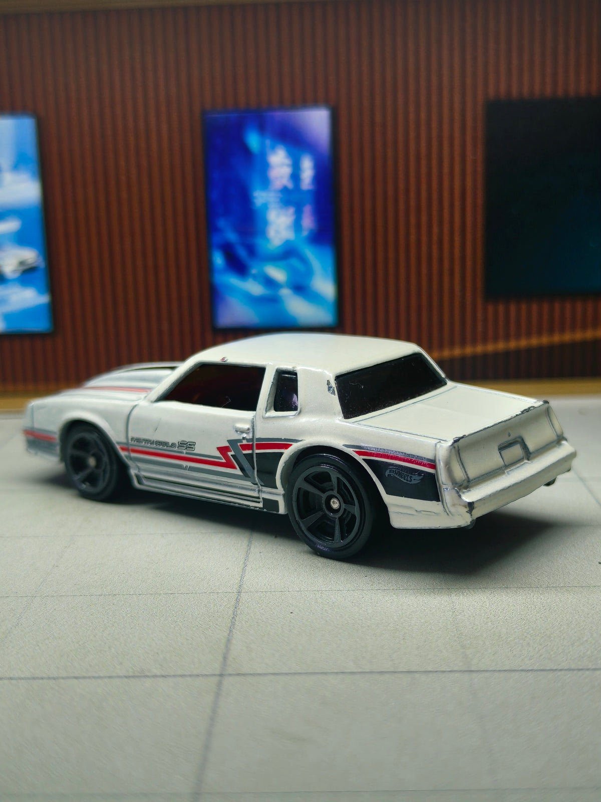 Hot wheels '86 Monte Carlo SS