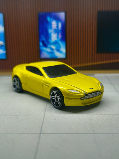Hot wheels Aston Martin V8 Vantage