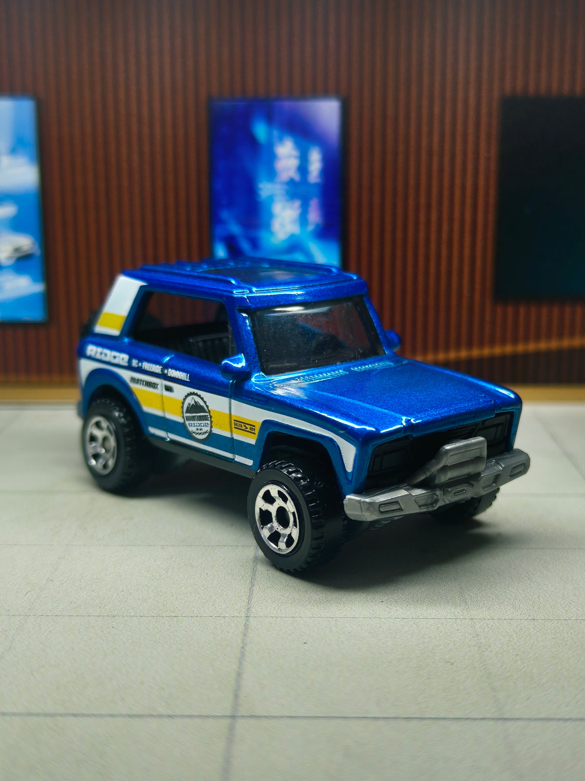 Matchbox MBX Field Car